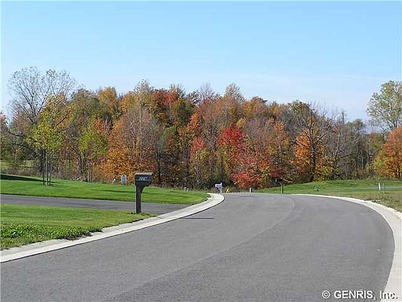 4th image of 216 Woodsview Dr