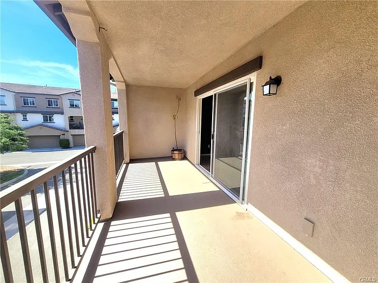 40955 Belleray Ave — Photo 18