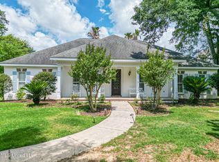 9161 Mulberry Ln, Gulfport, MS 39503