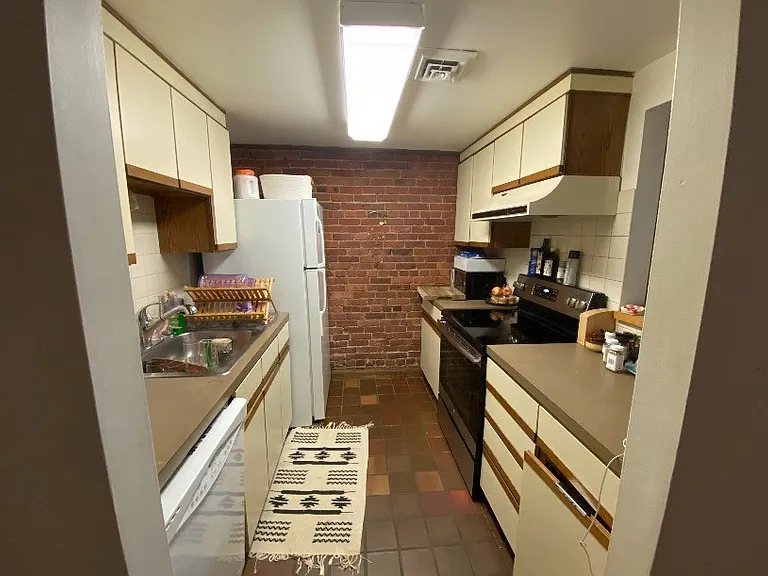 103 Gainsborough St #1 — Photo 3