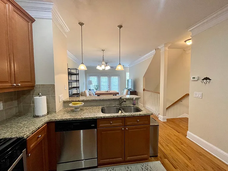 3779 Ashford Creek Ave — Photo 4
