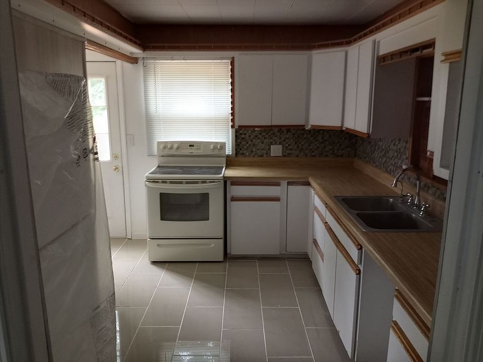 1st image of 407 N Park Ave