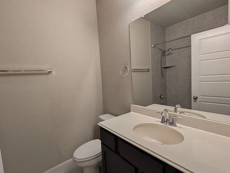 1211 Old FM 306 — Photo 20