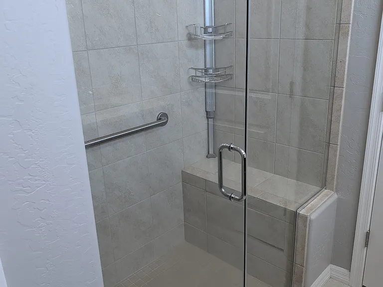 806 Crescent Moon Xing — Photo 10