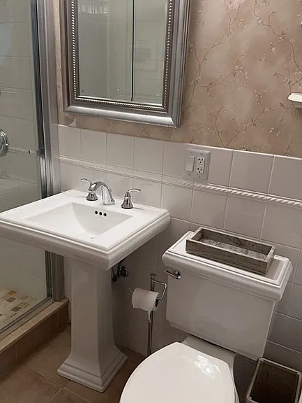 48 Trapelo St #2 — Photo 9