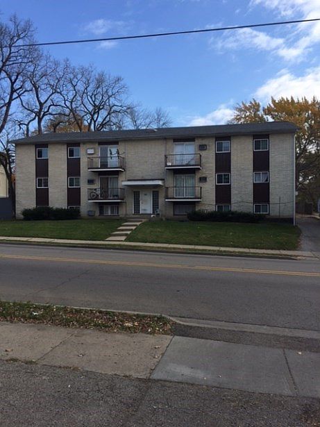 1st image of 443 N Jackson St APT 8