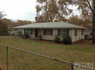221 Starr Dr, Hot Springs, AR 71901