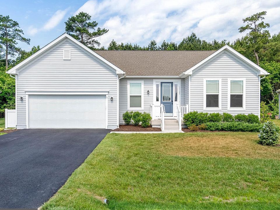 1st image of 20183 Greythorne Ln