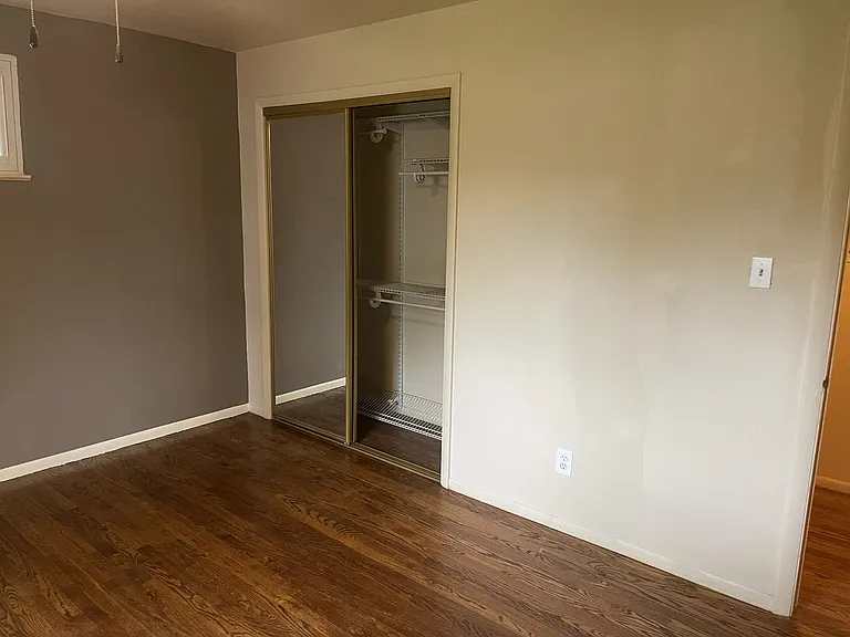 3013 S Ivan Way — Photo 8