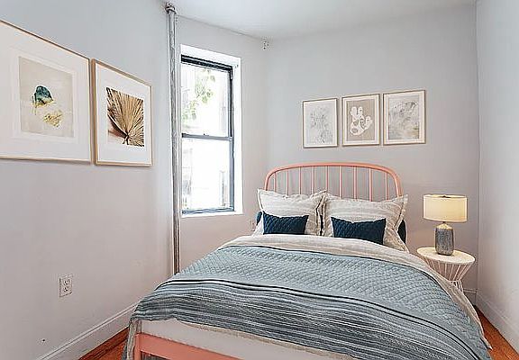 5th image of 615 1/2 Hudson St #4-1