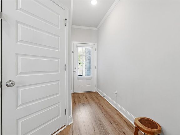 3rd image of 6740 Cedar Glen Rd