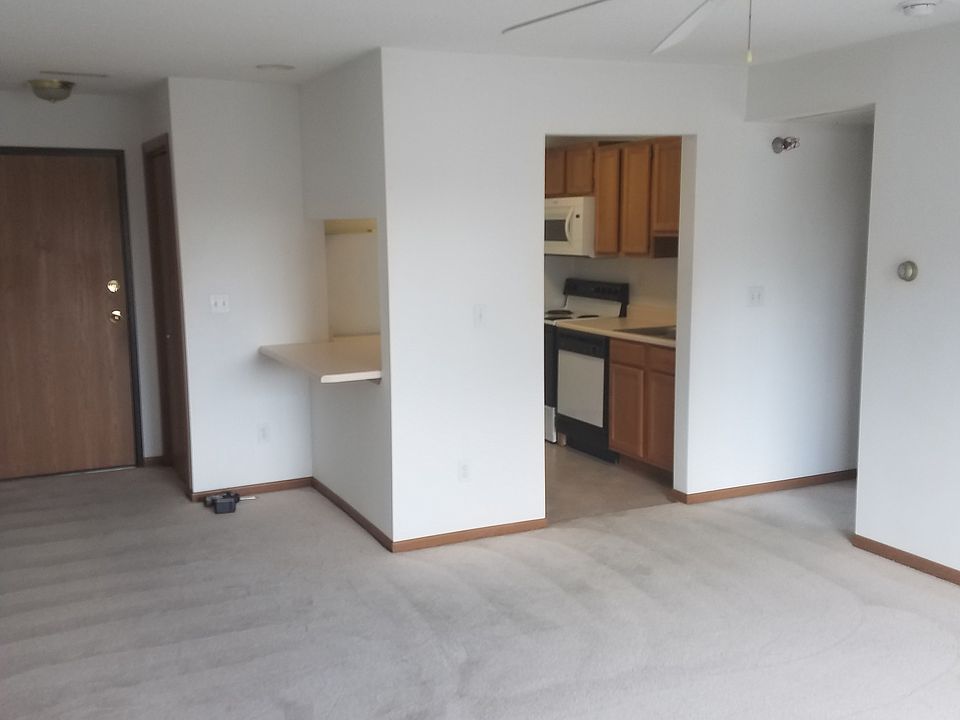 1st image of 600 Squaw Creek Dr Unit 221