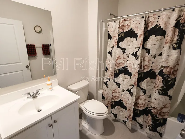 7001 Batten Ct — Photo 13