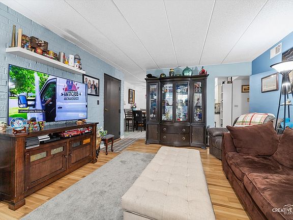 5th image of 491 Timber Ridge Dr #102