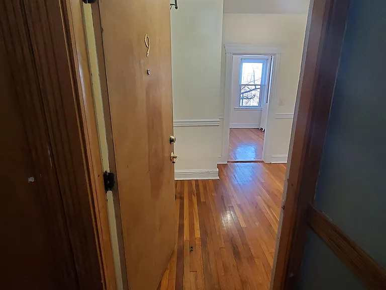 364 Riverway #9 — Photo 8