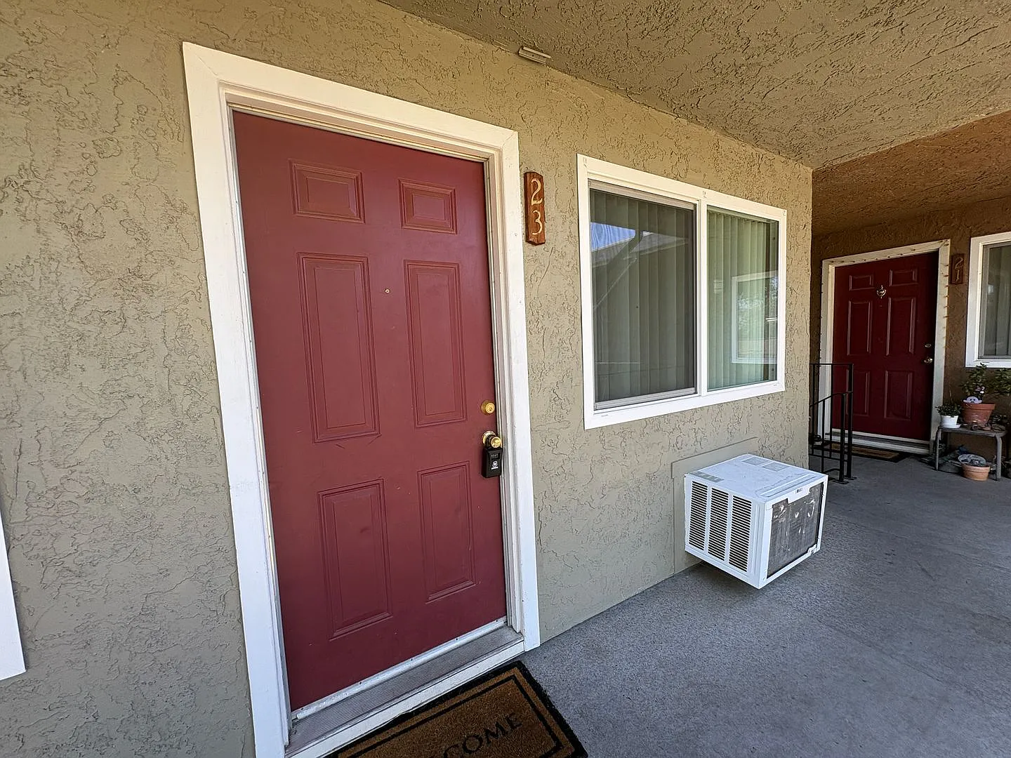 River's Bend Apartments - Orangevale 95662 — Photo 4