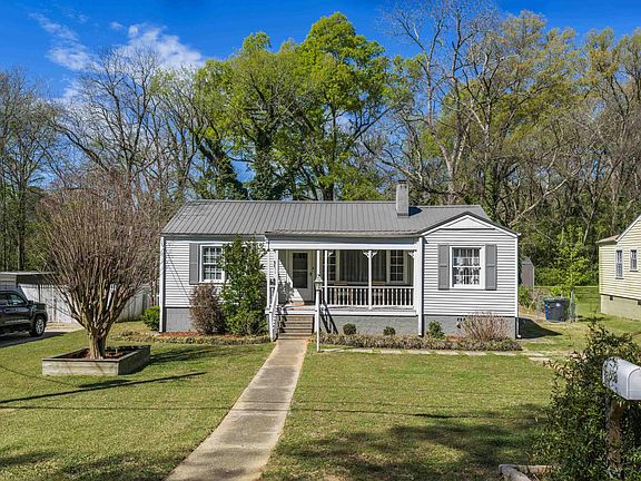 4th image of 808 Meadowbrook Dr