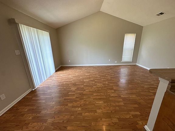 4th image of 3580 Corsica Dr