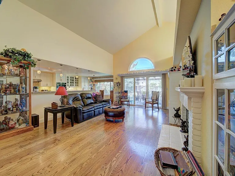 3000 Marble Canyon Pl — Photo 9
