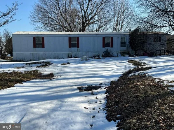 5740 Meadeville Rd, Gap, PA 17527