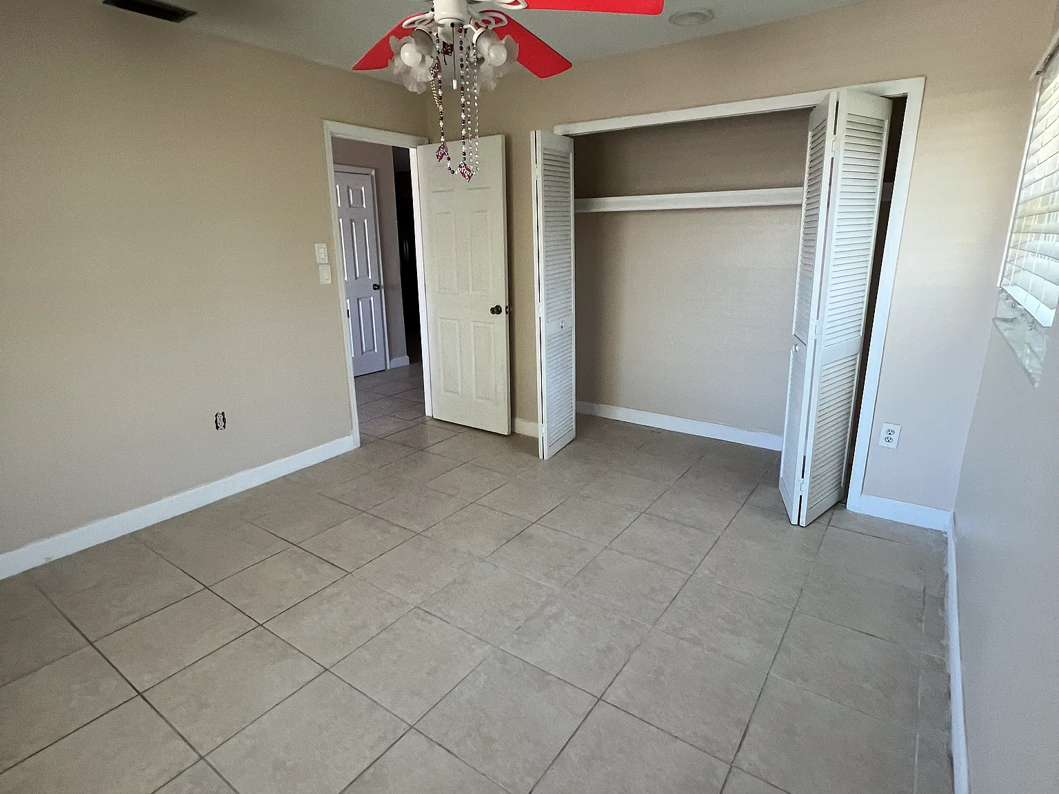 2 bed, 1200 sqft, $1,450 — Photo 4