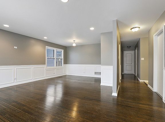 3rd image of 4609 Jefferson Dr