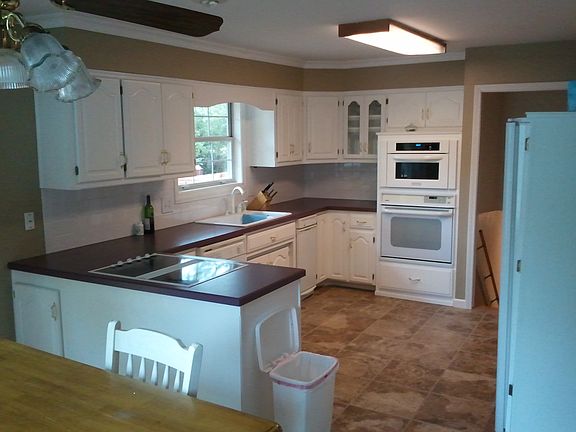new cupboards, porcelain til