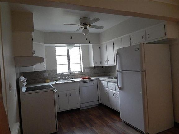 5th image of 6027 Woodford Ct APT 2