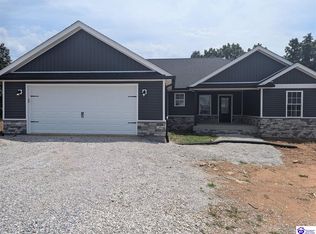 100 Danbrook Ct, Radcliff, KY 40160