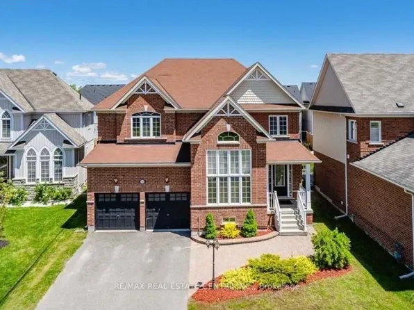 13 Lions Ct, Essa, ON L0M 1B5