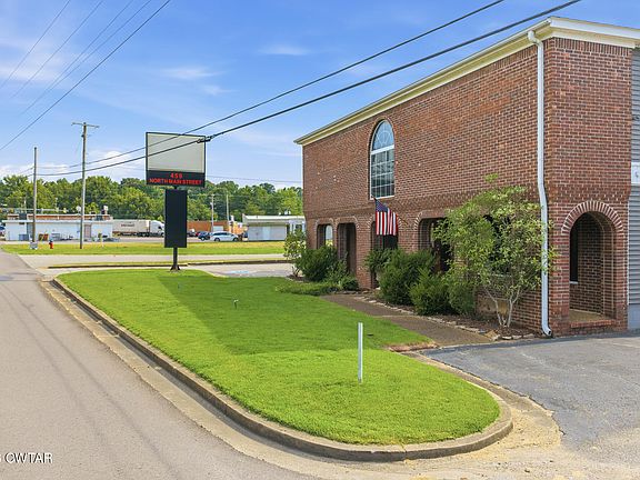 4th image of 459 N Main St