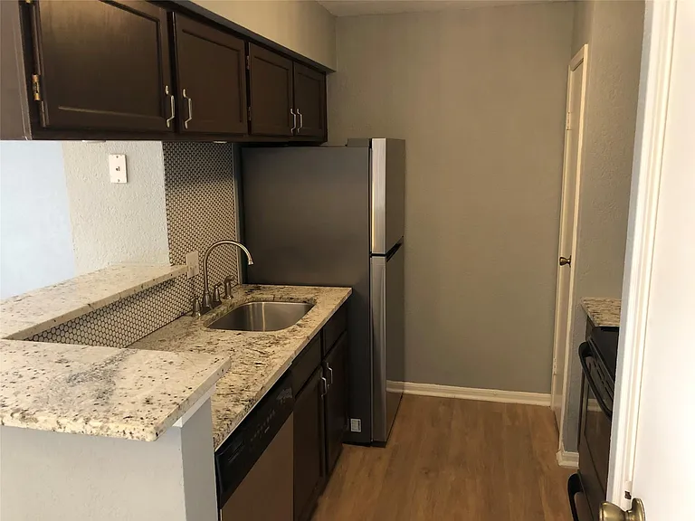 10615 Briar Forest Dr #107 — Photo 2