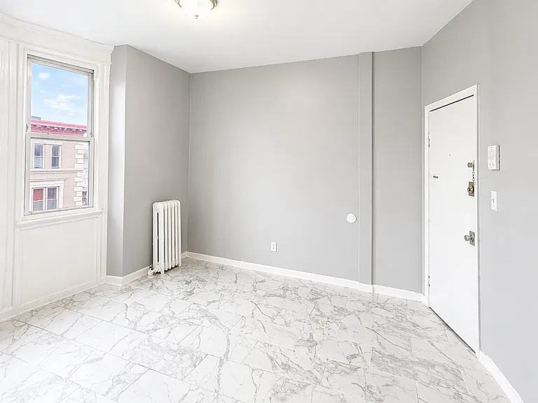 233 Littleton Ave #11 — Photo 13