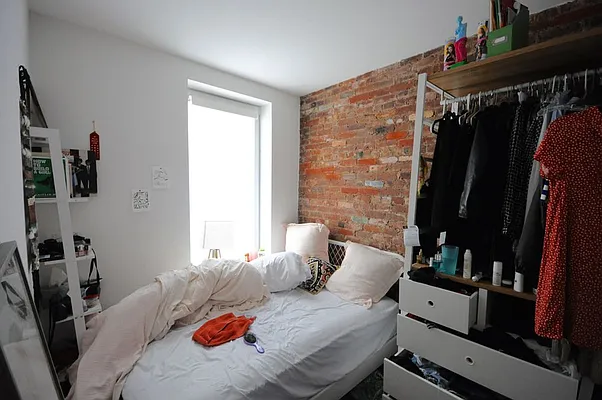 Rented by REAL New York | media 19