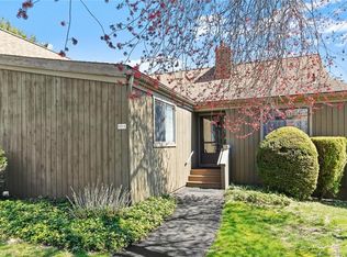123 Cayuga Ln #A, Stratford, CT 06614