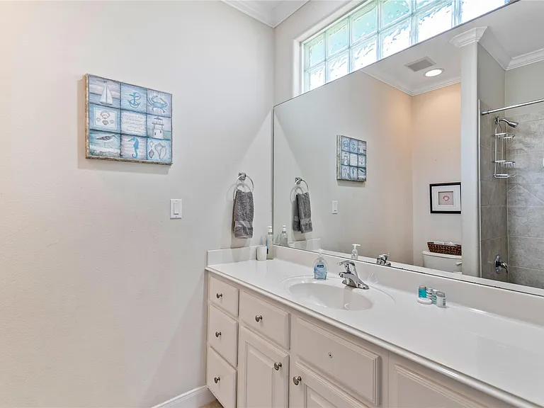 13819 Mutiny Ln — Photo 23