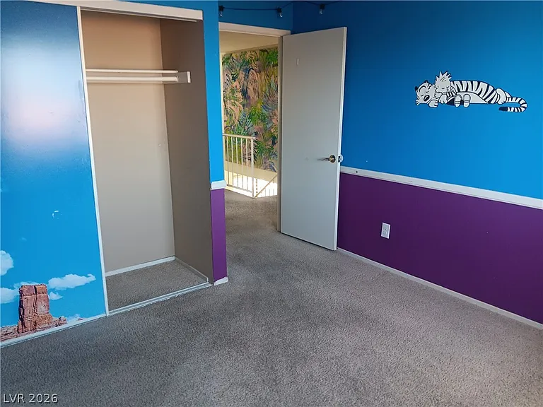 121 Logansberry Ln — Photo 20