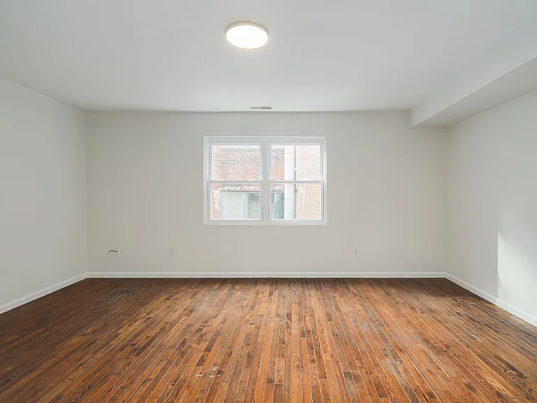 944 New Market St #2 — Photo 7