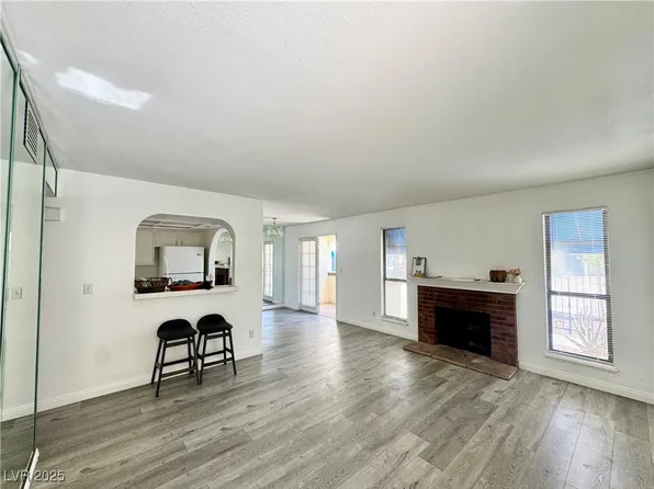 6137 W Oakey Blvd APT A, Las Vegas, NV 89146