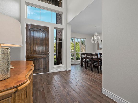 5th image of 119 N Greatwood Glen Pl