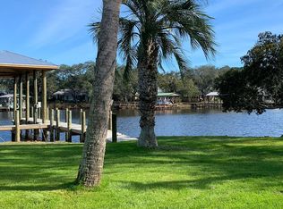 95 Bayou Rd, Santa Rosa Beach, FL 32459