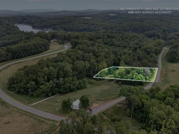 30 Plybon Ln, Wirtz, VA 24184