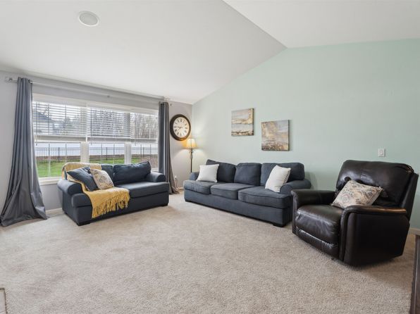 W7268 Dover Ct, Greenville, WI 54942