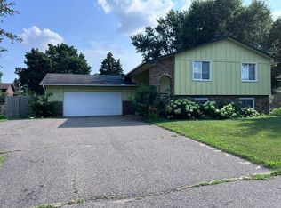 1917 76th Ave N, Brooklyn Park, MN 55444