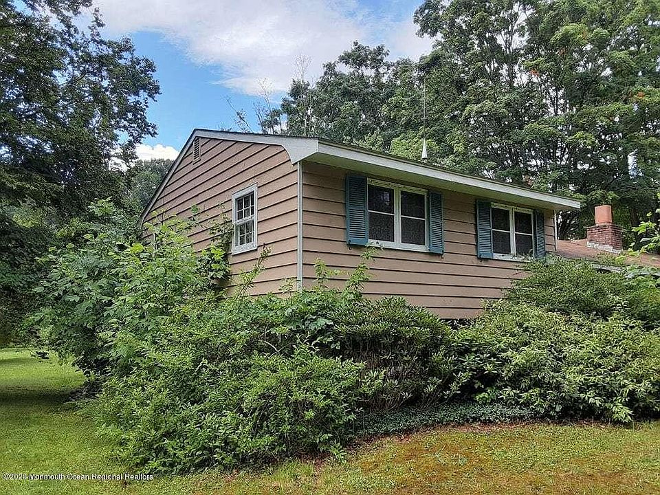 2nd image of 25 Potterstown Rd