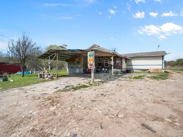 2135 SW County Road 25, Corsicana, TX 75110