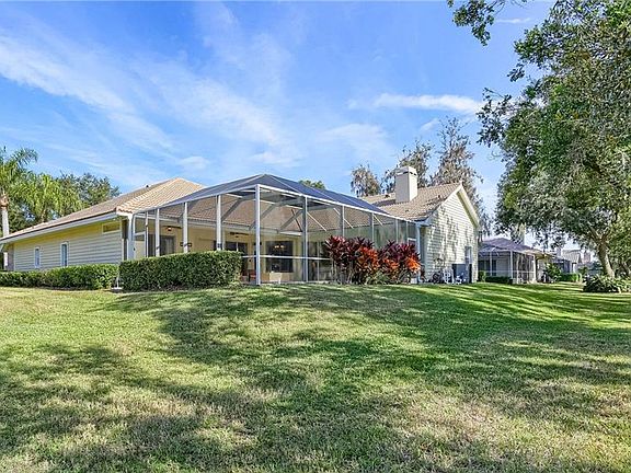5th image of 3516 Woodridge Pl