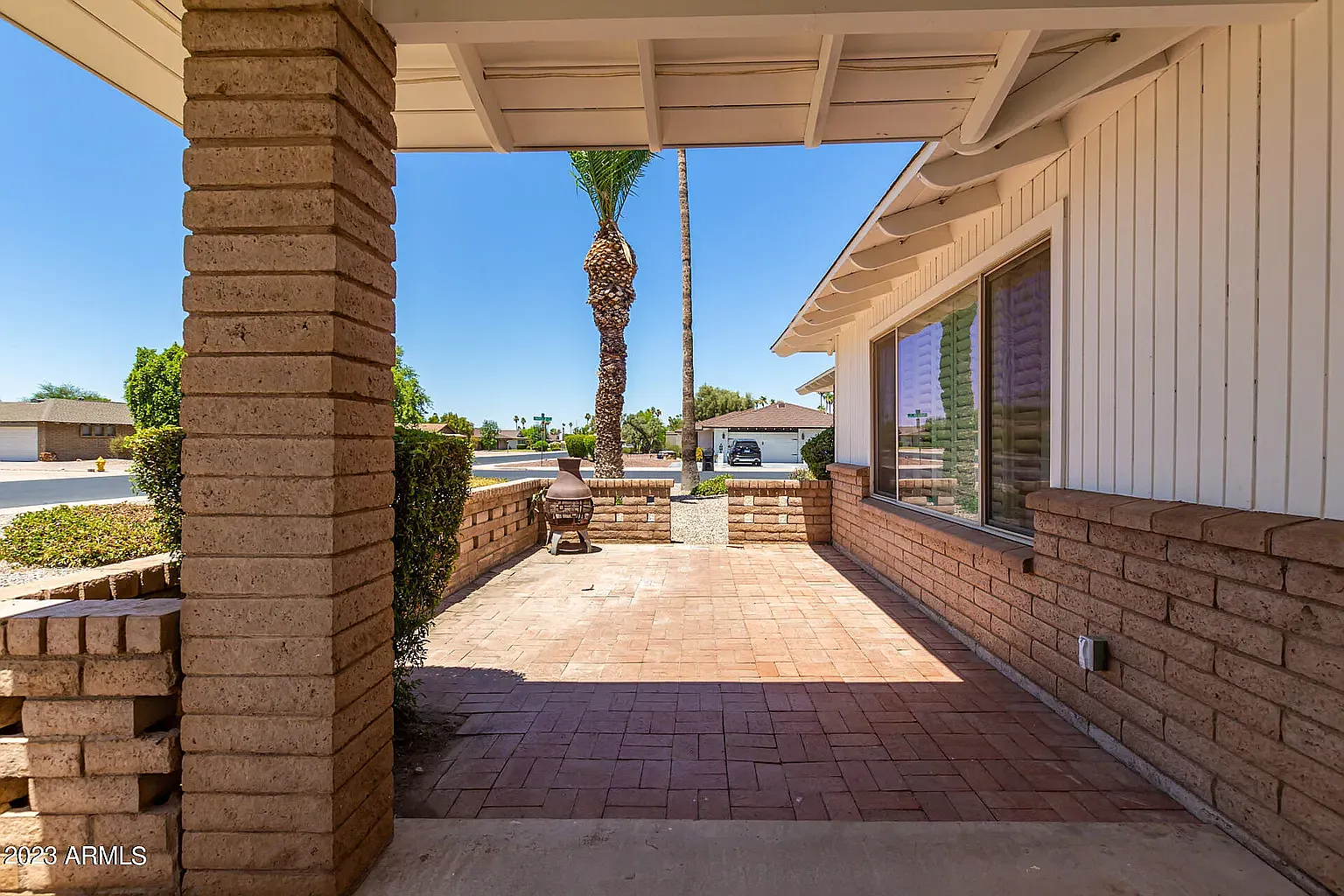 4 bed, 2024 sqft, $2,990 — Photo 2