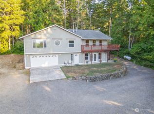 6490 Buckshot Pl NW, Seabeck, WA 98380