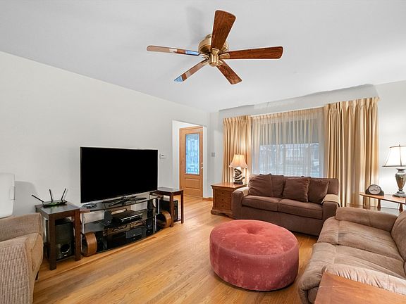 4th image of 2909 Sunnyside Ave